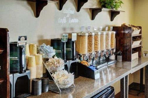 Lakeview Inns & Suites - Slave Lake Esterno foto
